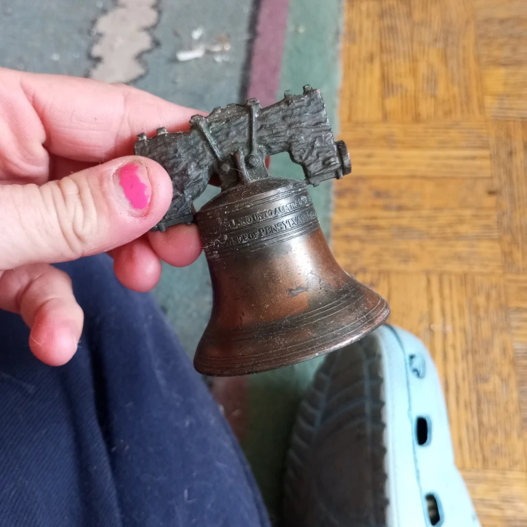 Liberty Bell Replica Bell vintage collectable