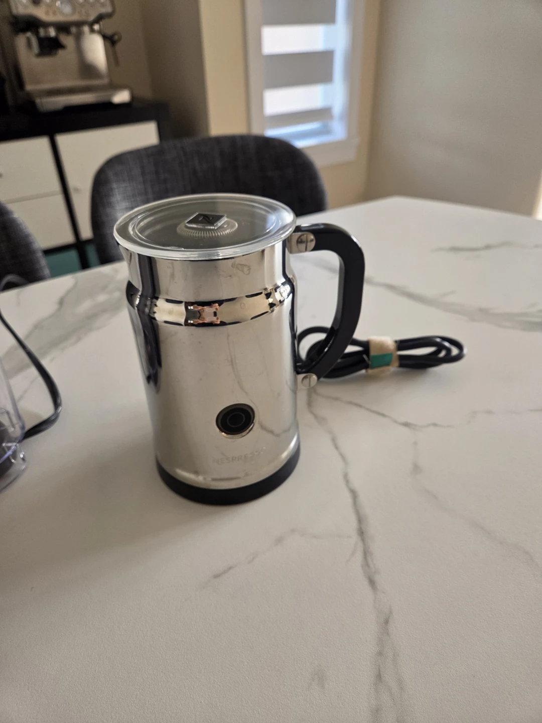 Nespresso Essenza Mini & Aeroccino Milk Frother - photo 3