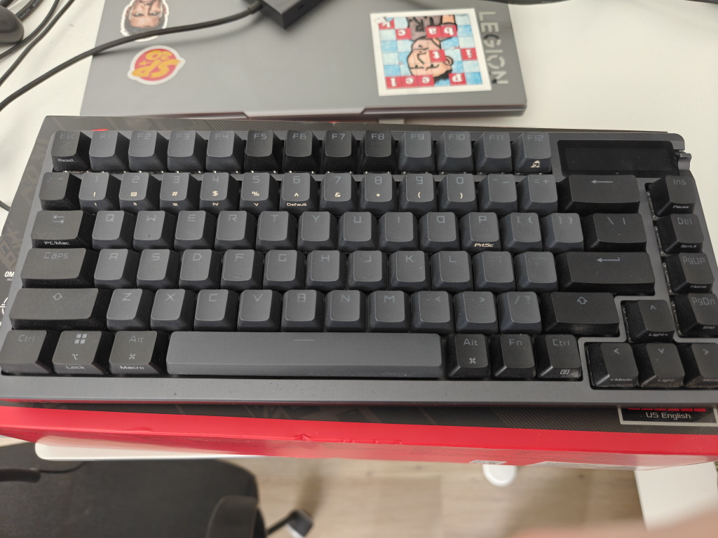 ASUS ROG Azoth Mechanical Gaming Keyboard - photo 2