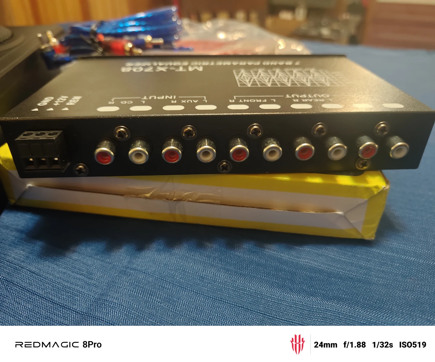 7 Band Parametric Equalizer , Auto Power F100-2 Subwoofer