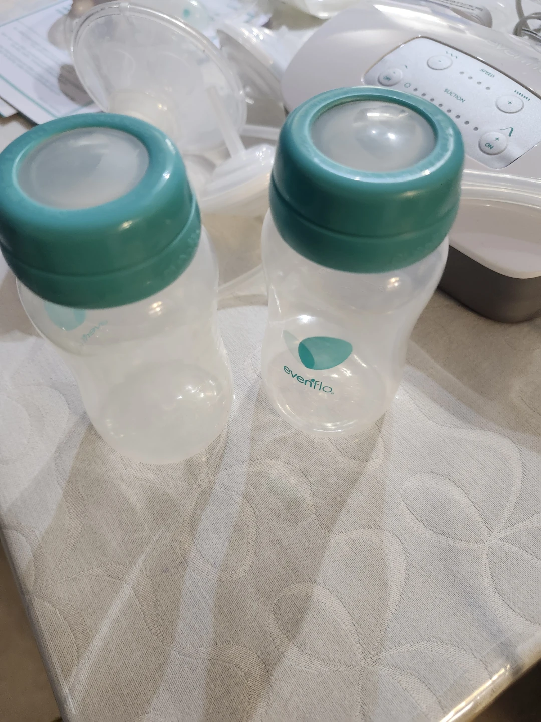 Evenflo Advanced Double Electric Breast Pump - photo 4
