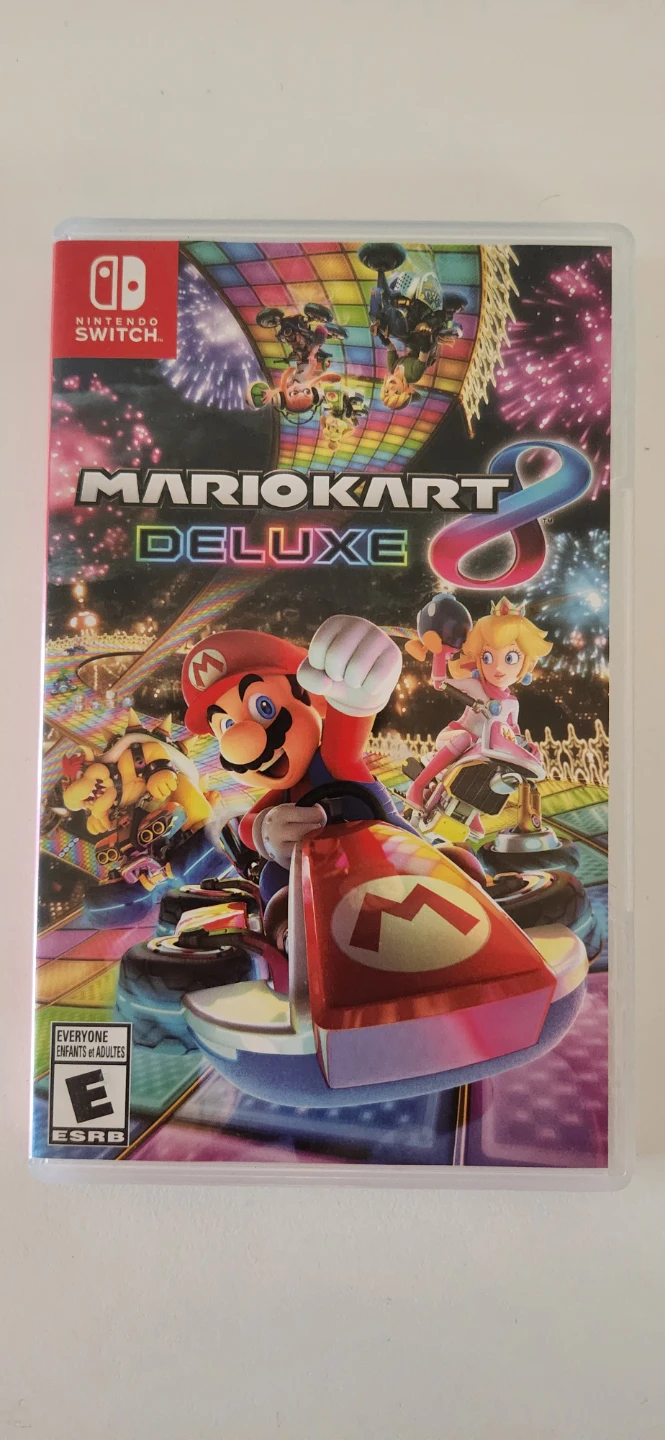 Mario Kart 8 Deluxe Game for Nintendo Switch - photo 2