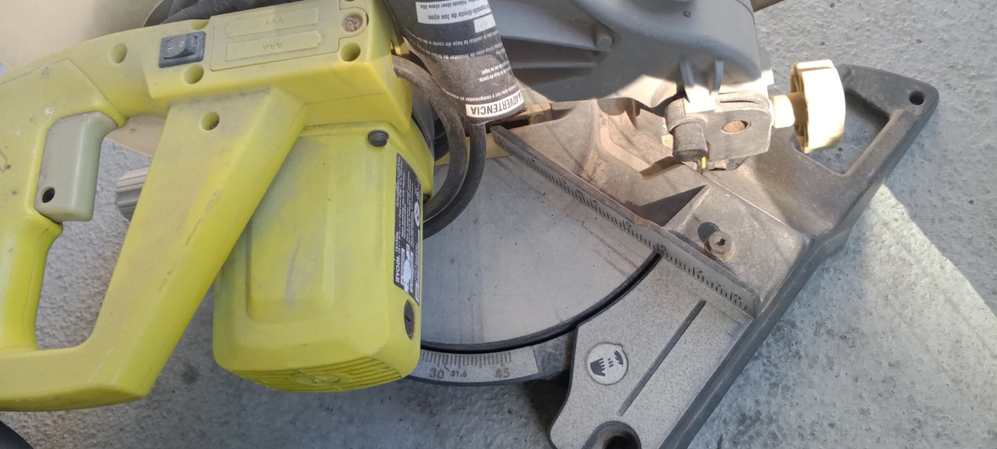 Ryobi Miter Saw - photo 3