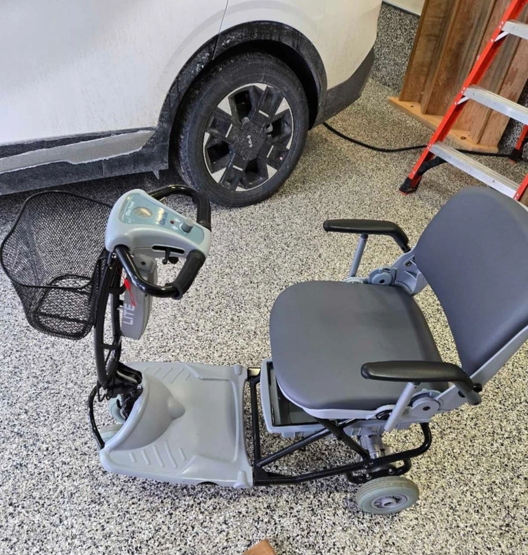 EZee Travel Lite Mobility Scooter - photo 3
