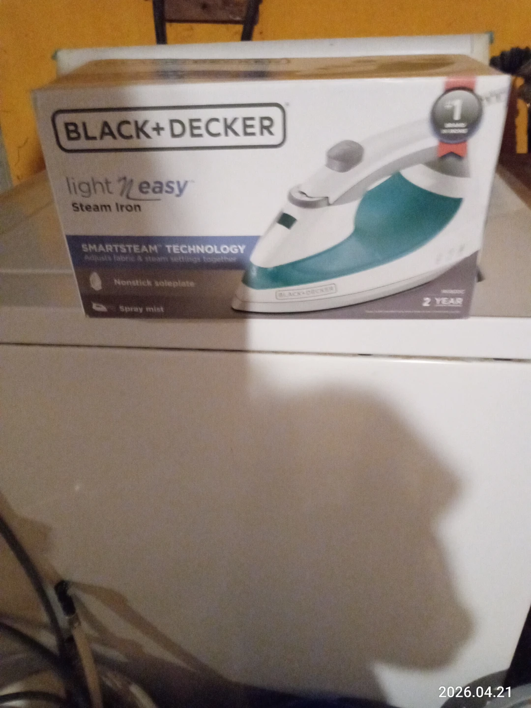 BLACK+DECKER Light 'n Easy Steam Iron