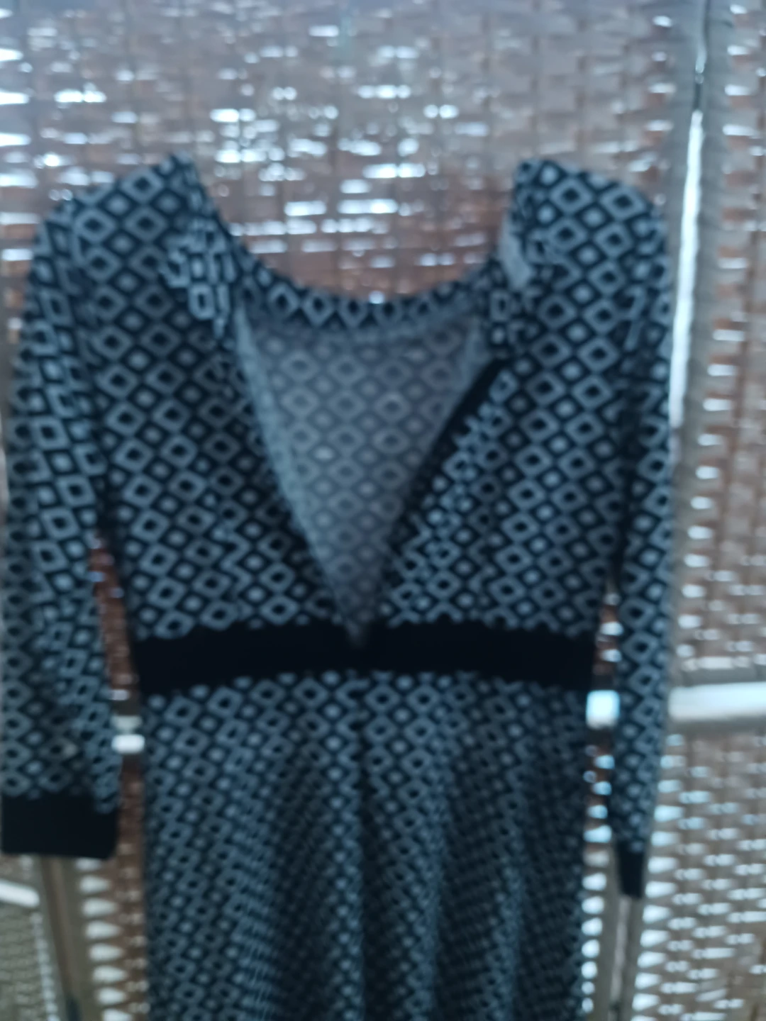 Black and White Geometric Print Maxi Dress - photo 3