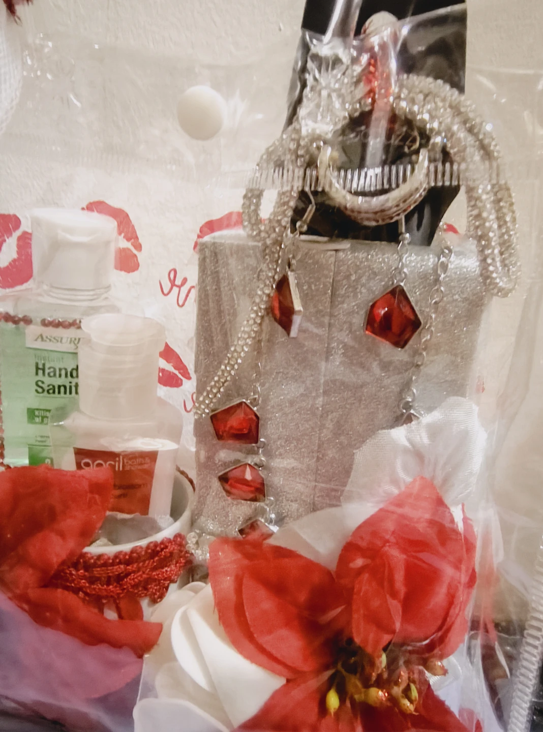 🌱Jewelry Gift Bag & other goodies Great for women and teens new