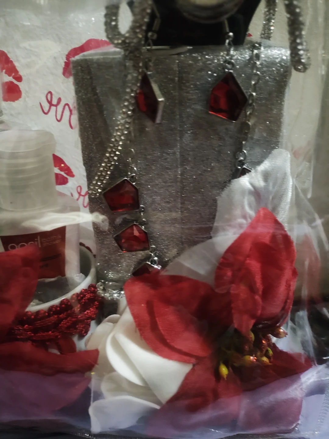 🌱Jewelry Gift Bag & other goodies Great for women and teens new - photo 4