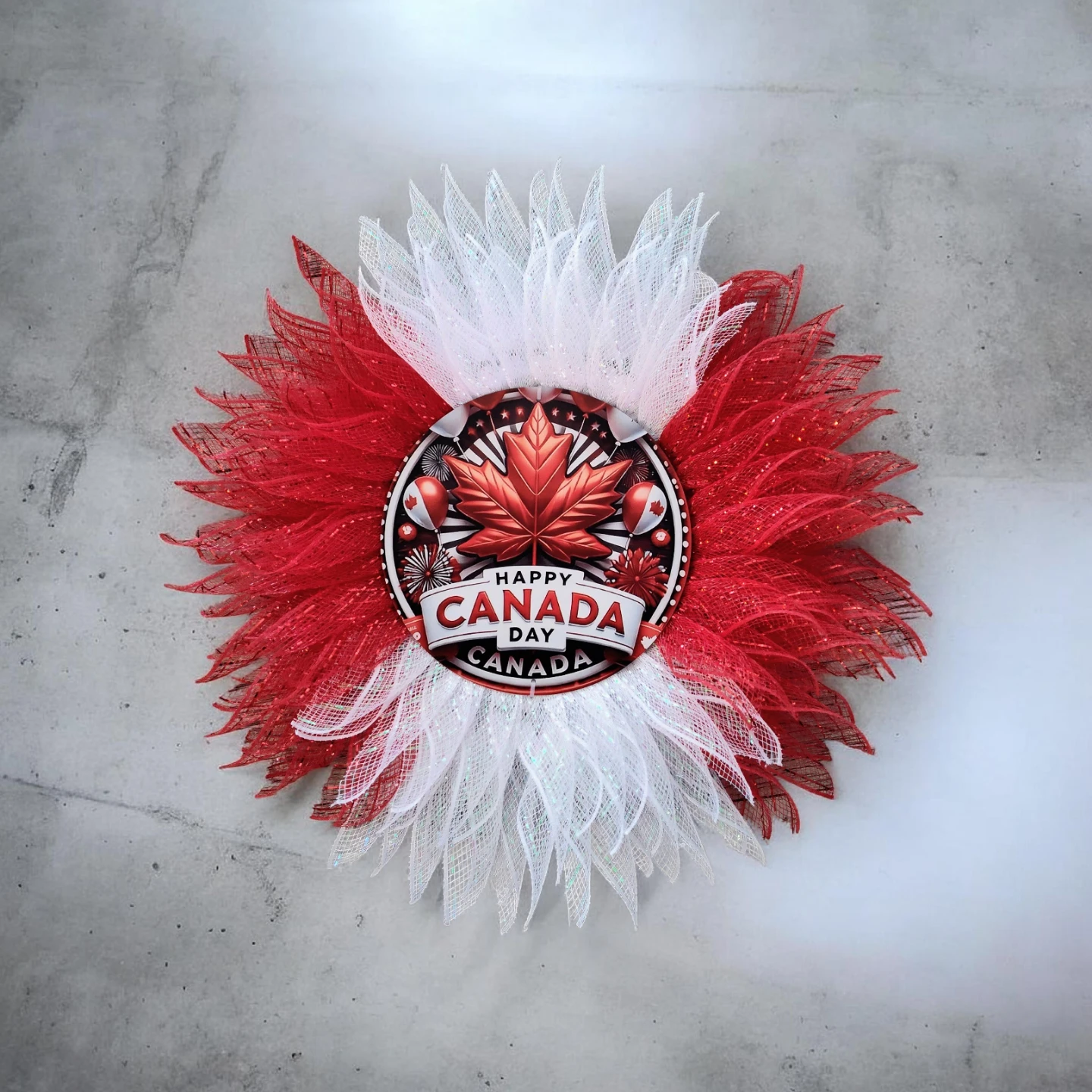 Canadian Flag Maple Leaf Wreath - photo 2