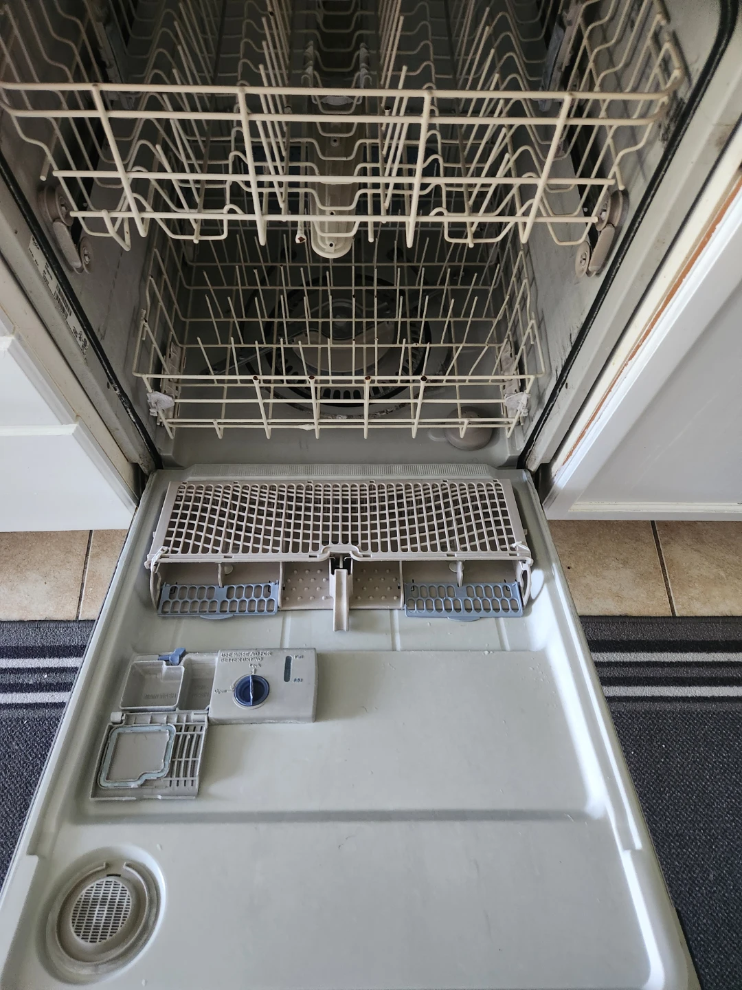 Whirlpool Quiet Partner II Dishwasher - photo 2