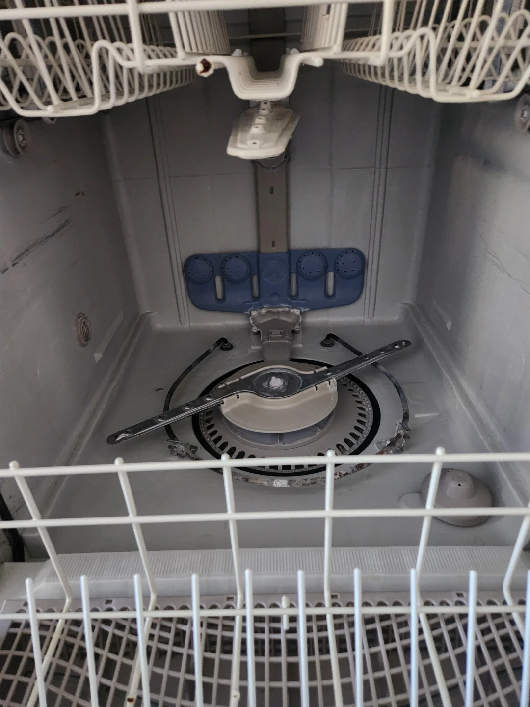 Whirlpool Quiet Partner II Dishwasher - photo 5