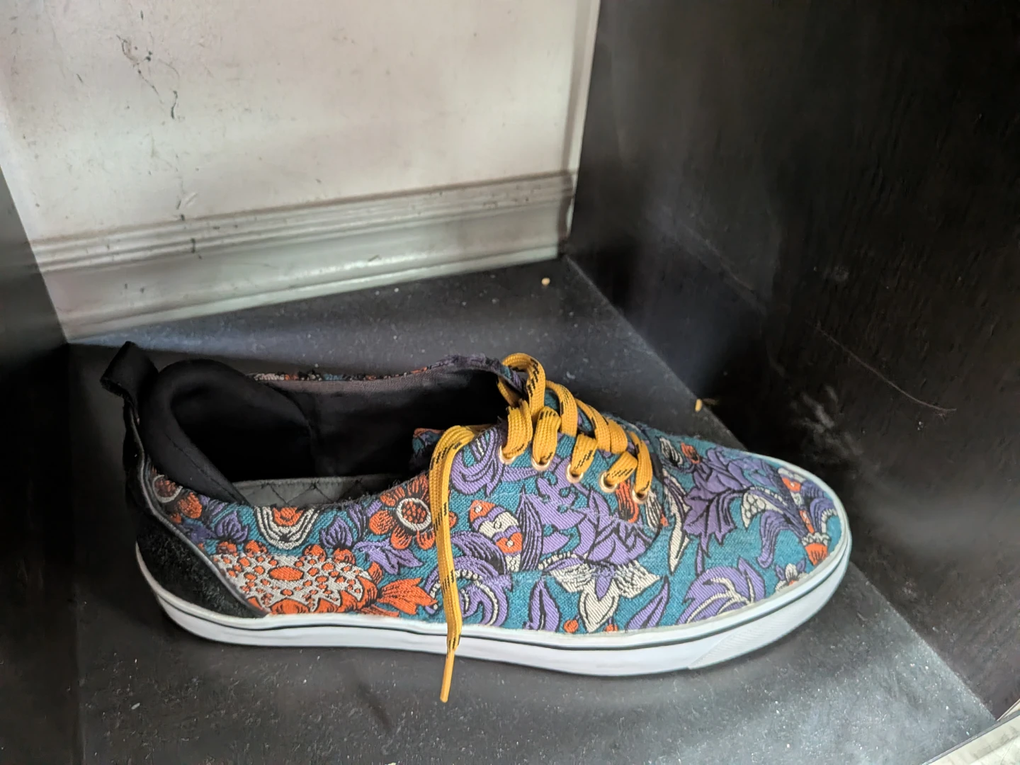 Nike Shoes - Various Styles - photo 3