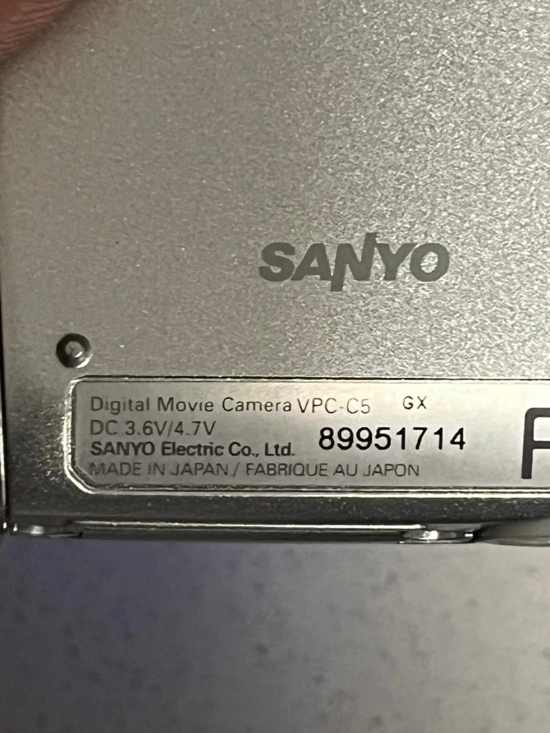 Sanyo Digital Movie Camera VPC-C5 GX - photo 3