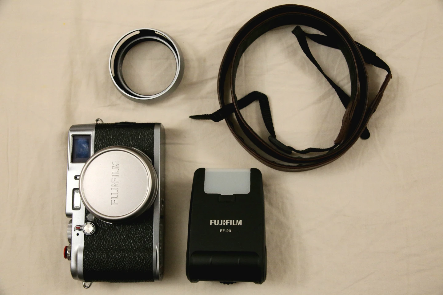 Fujifilm X100 Digital Camera with EF-20 Flash - photo 4