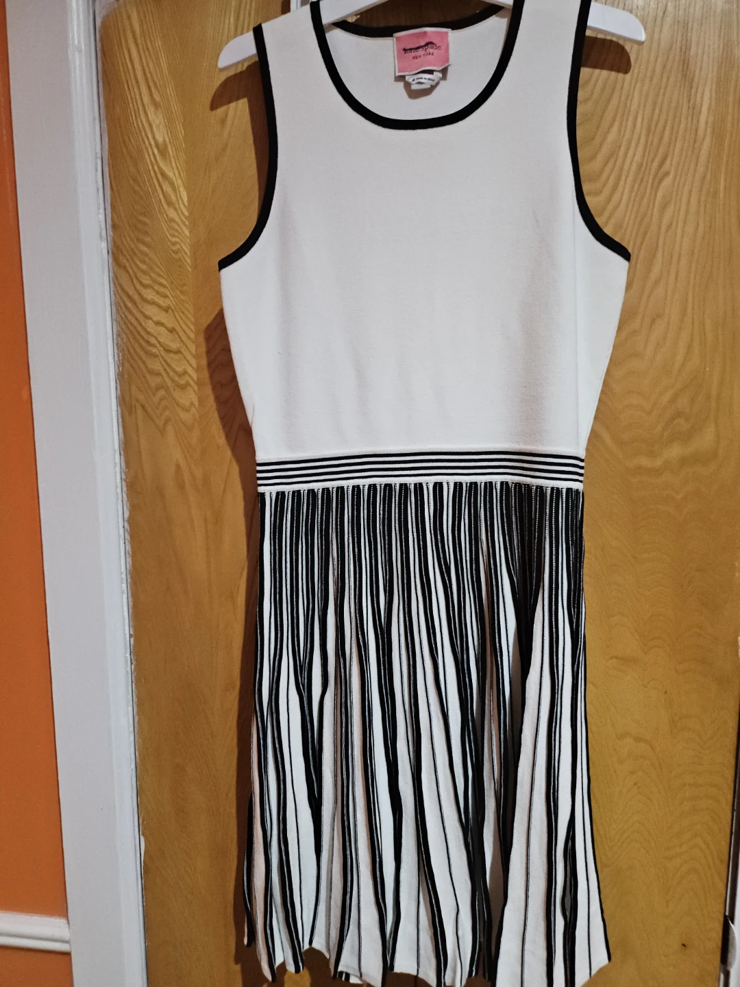 Kate Spade New York Sleeveless Pleated Dress - photo 2