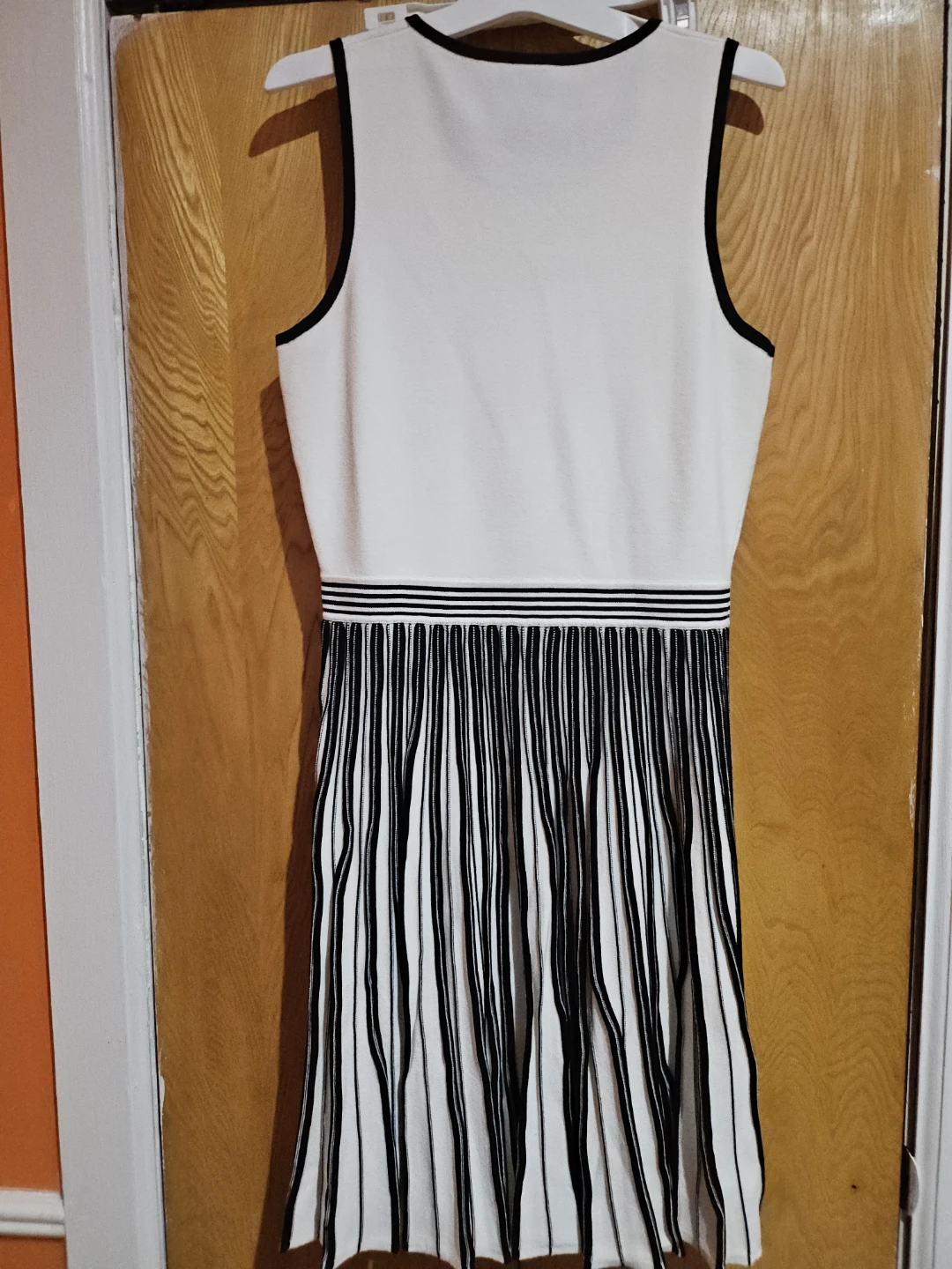 Kate Spade New York Sleeveless Pleated Dress - photo 3