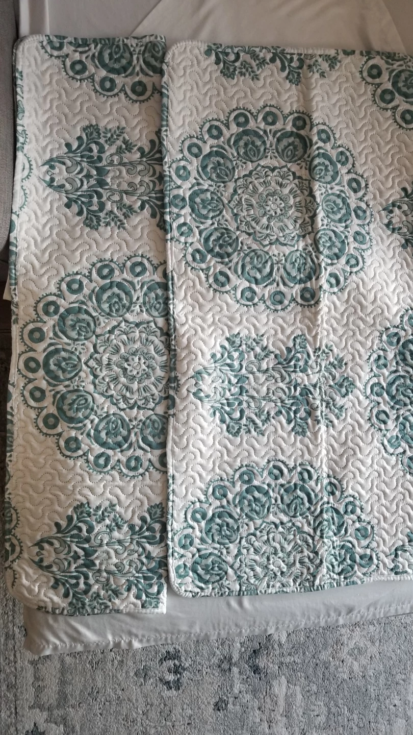 Two Quilted Pillowcases- Teal & White Floral Pattern - photo 4