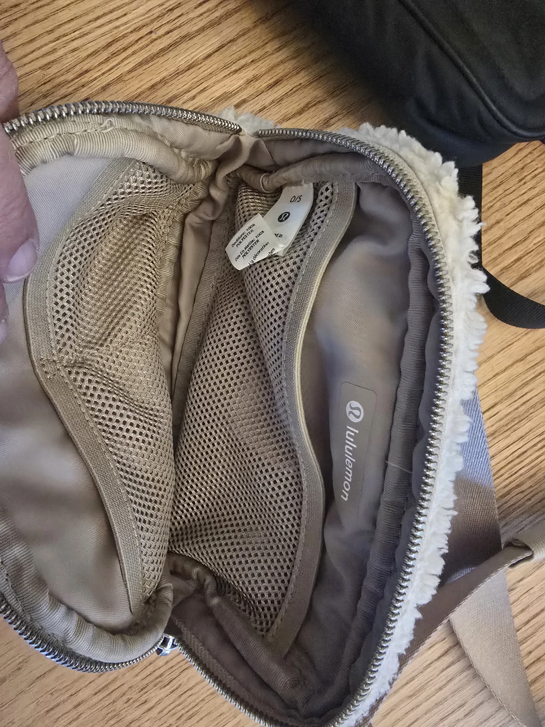 Lululemon belt bag - photo 2