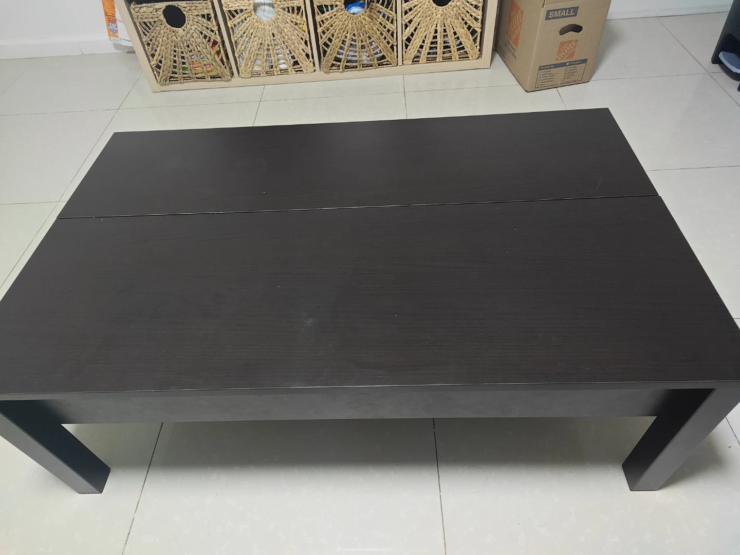 Dark Brown Lift-Top Coffee Table with Storage
