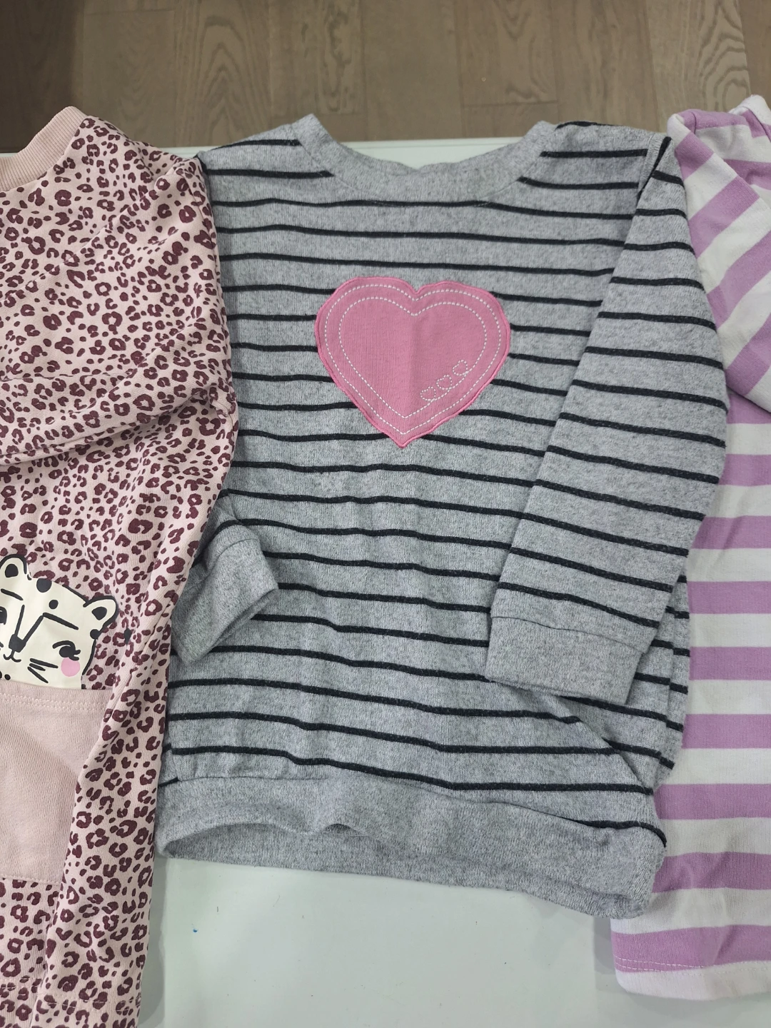 Bundle of 4 Girls' Long Sleeve Tops - photo 3