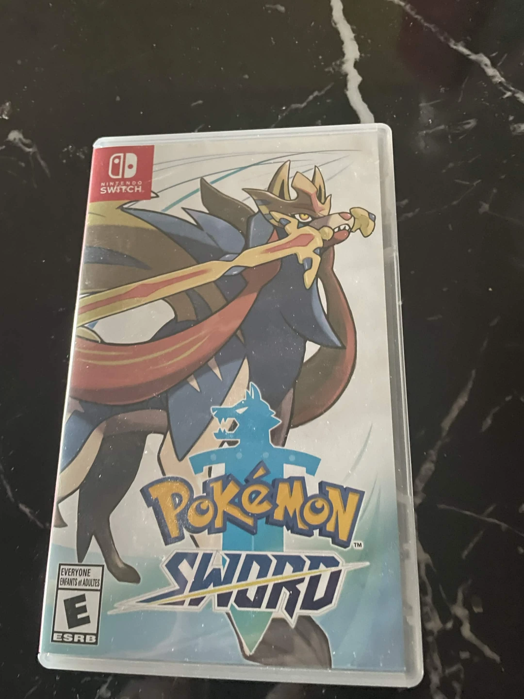 Pokemon Sword Nintendo Switch Game + Box