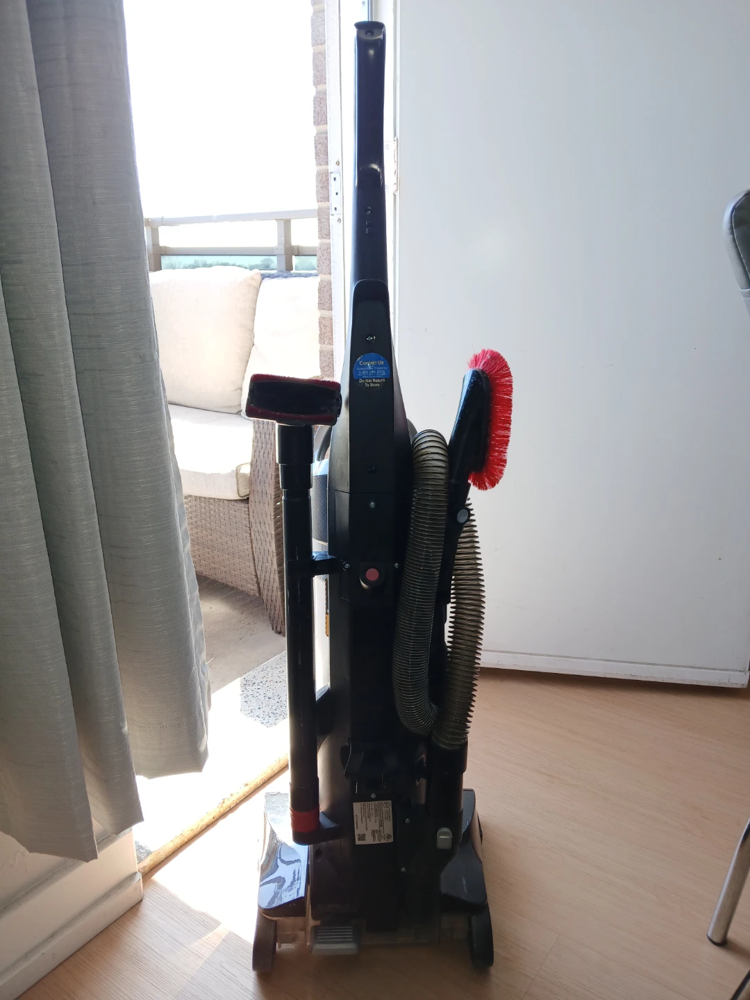 Hoover Windtunnel Cord Rewind Upright Vacuum - photo 2