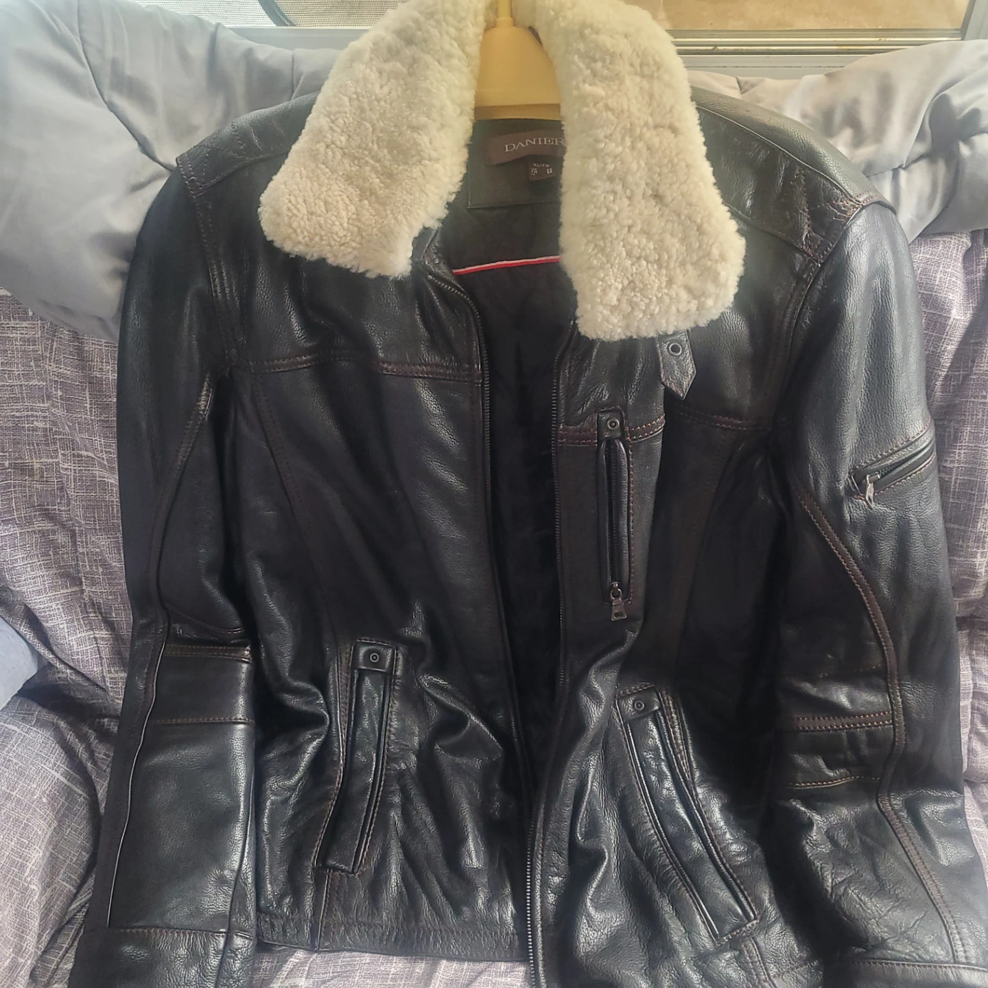 Danier mens leather jacket insulated xl as new