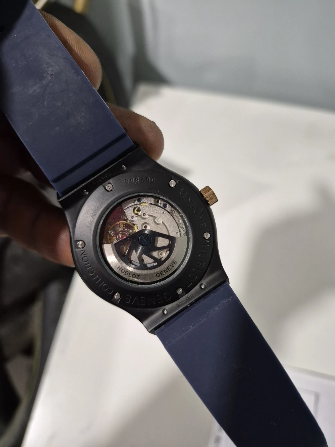 Hublot Automatic Chronograph Watch with Blue Rubber Strap - photo 3