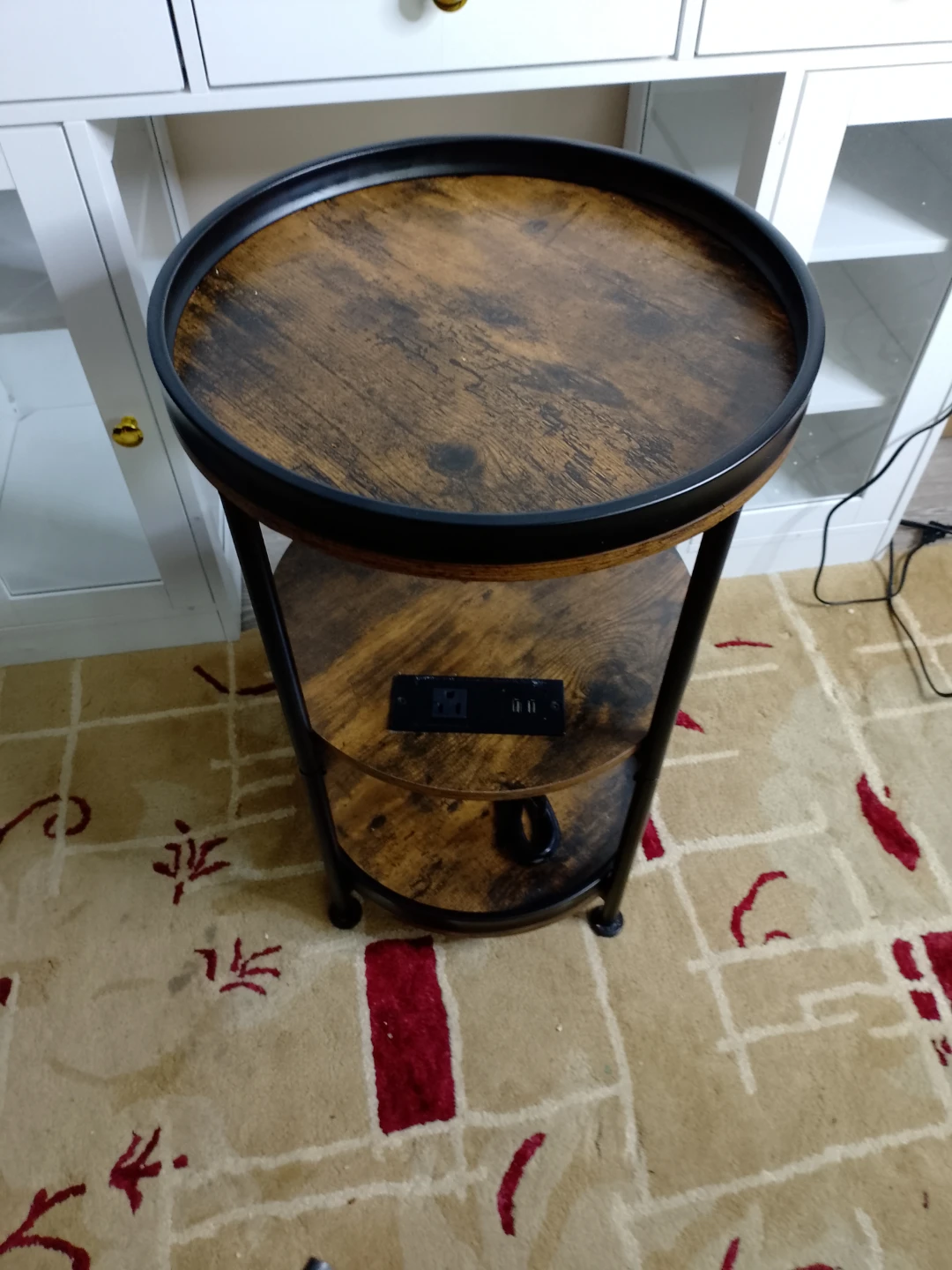 Round Side Table with Charging Station - photo 2
