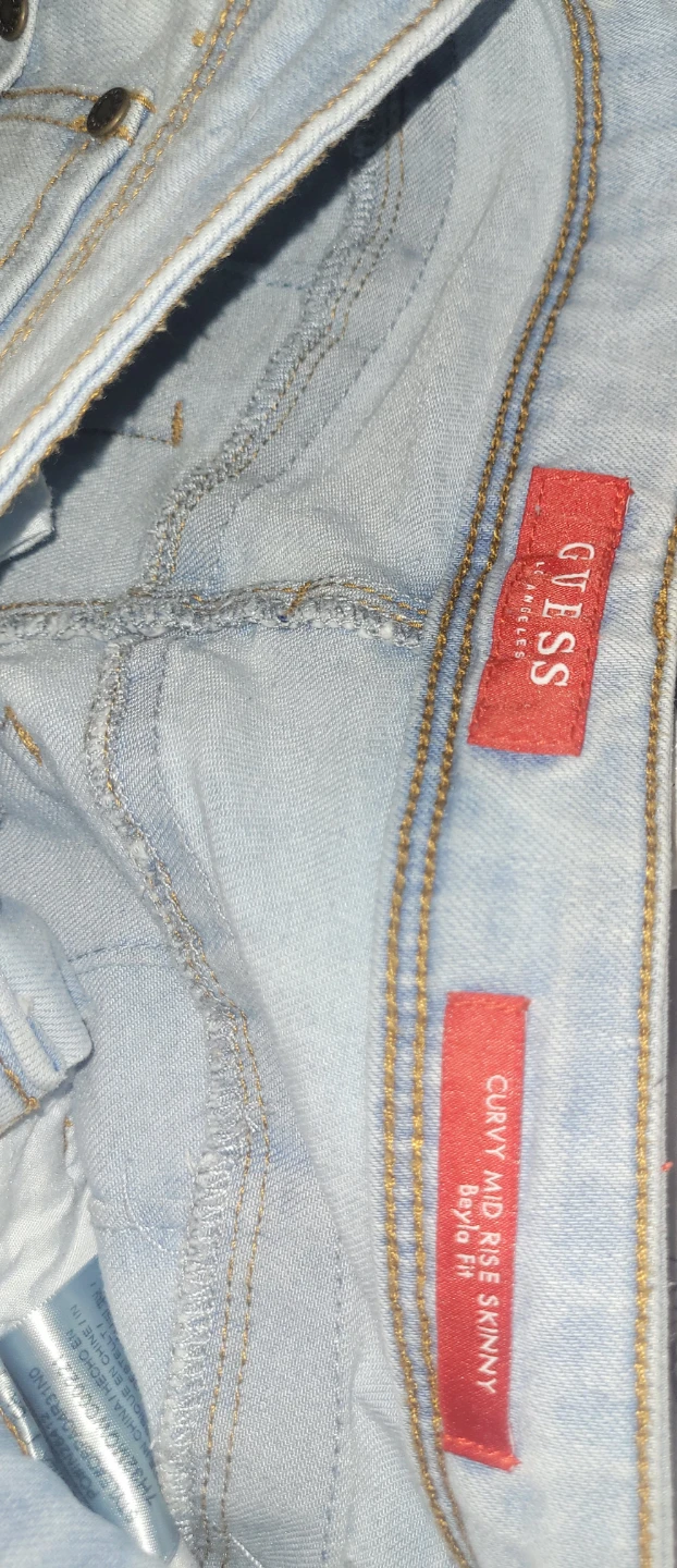 Guess Curvy Mid Rise Skinny Jeans Size 28/32 - photo 5