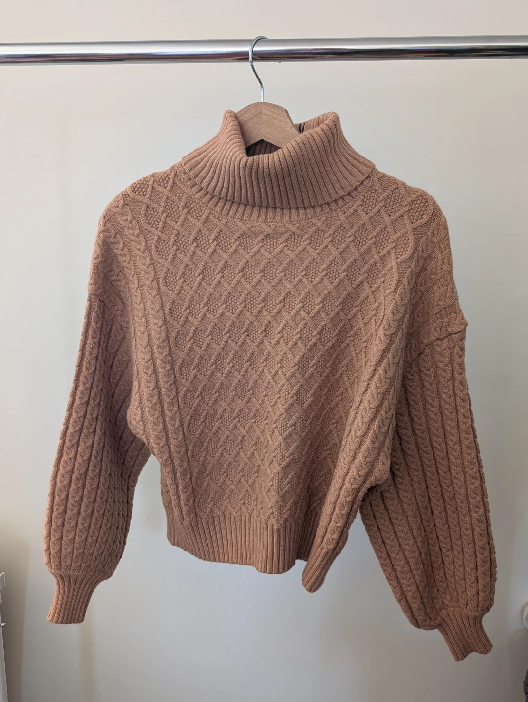 T Tahari Camel Tan Cable Knit Turtleneck Sweater XS