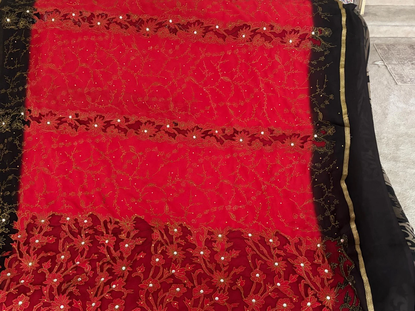 Red and Black Embellished Sari - photo 2
