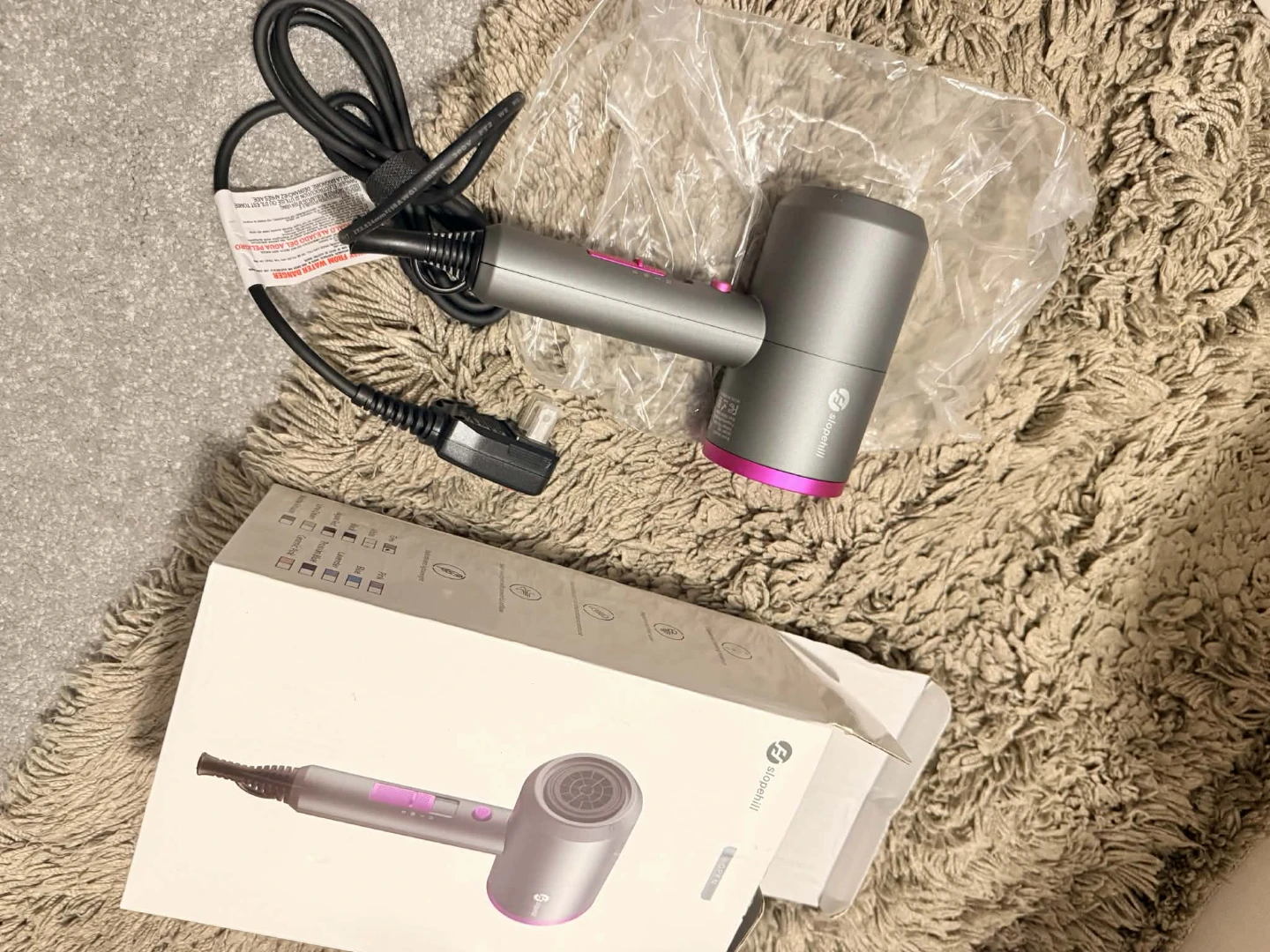 Slopehill Hair Dryer with Attachments