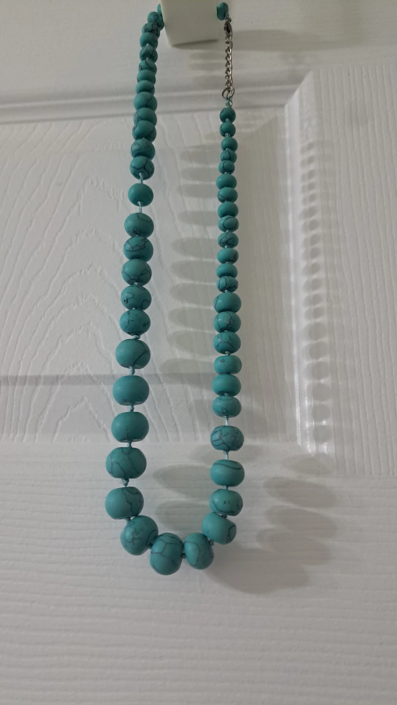 Turquoise Beaded Necklace