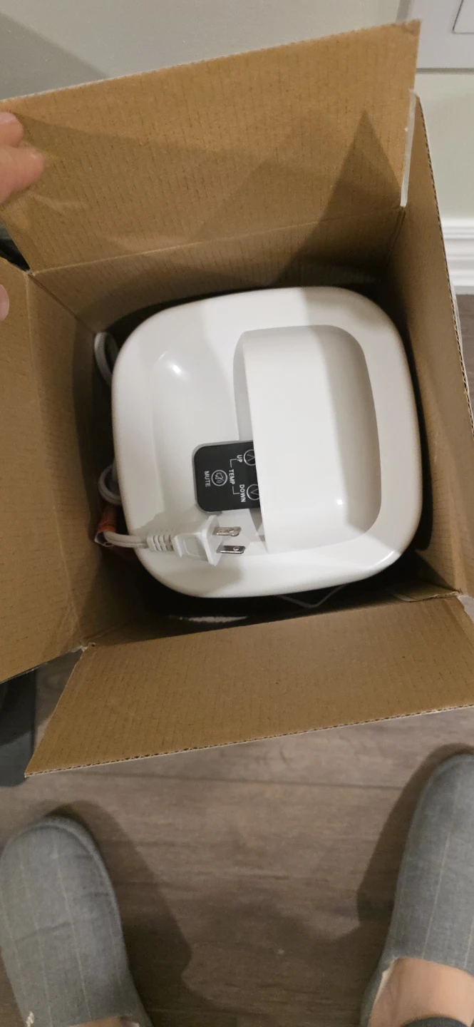 BLACK+DECKER Portable Ceramic Desktop Heater - photo 3