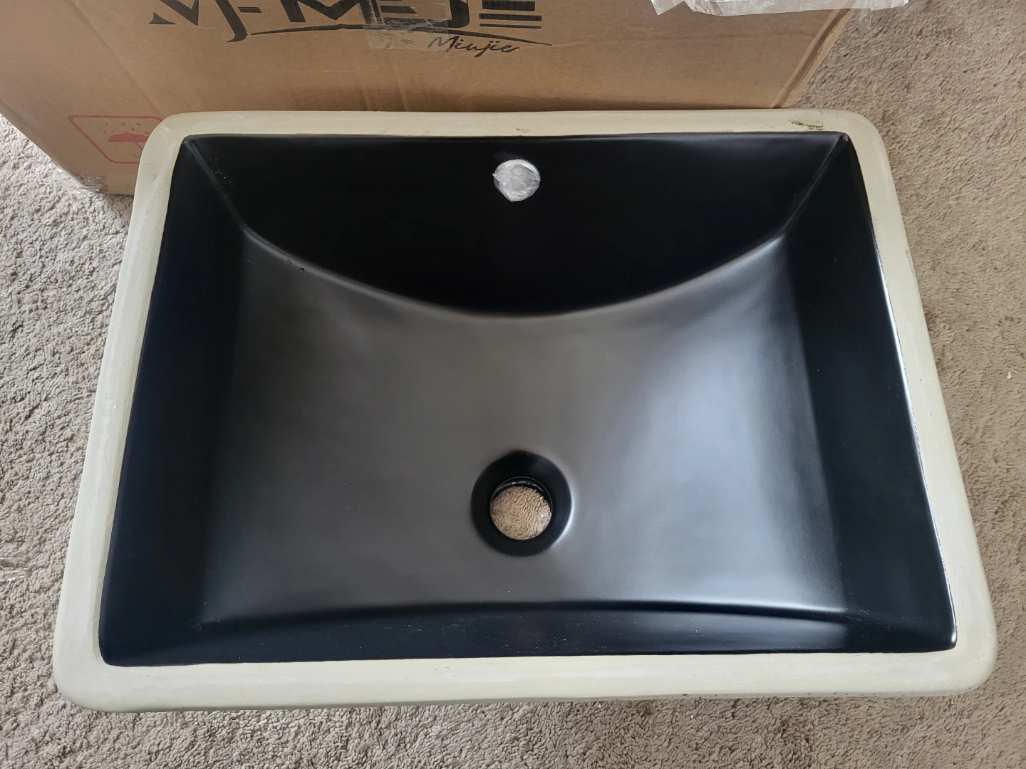 Black undermount sink (New in box) - photo 4