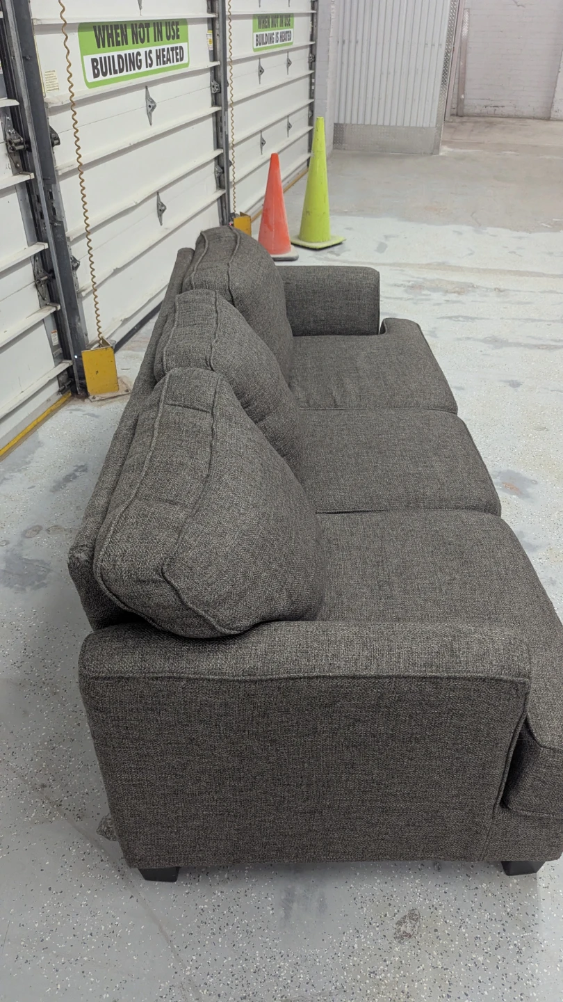 Free Delivery - Great Quality Couch - photo 4