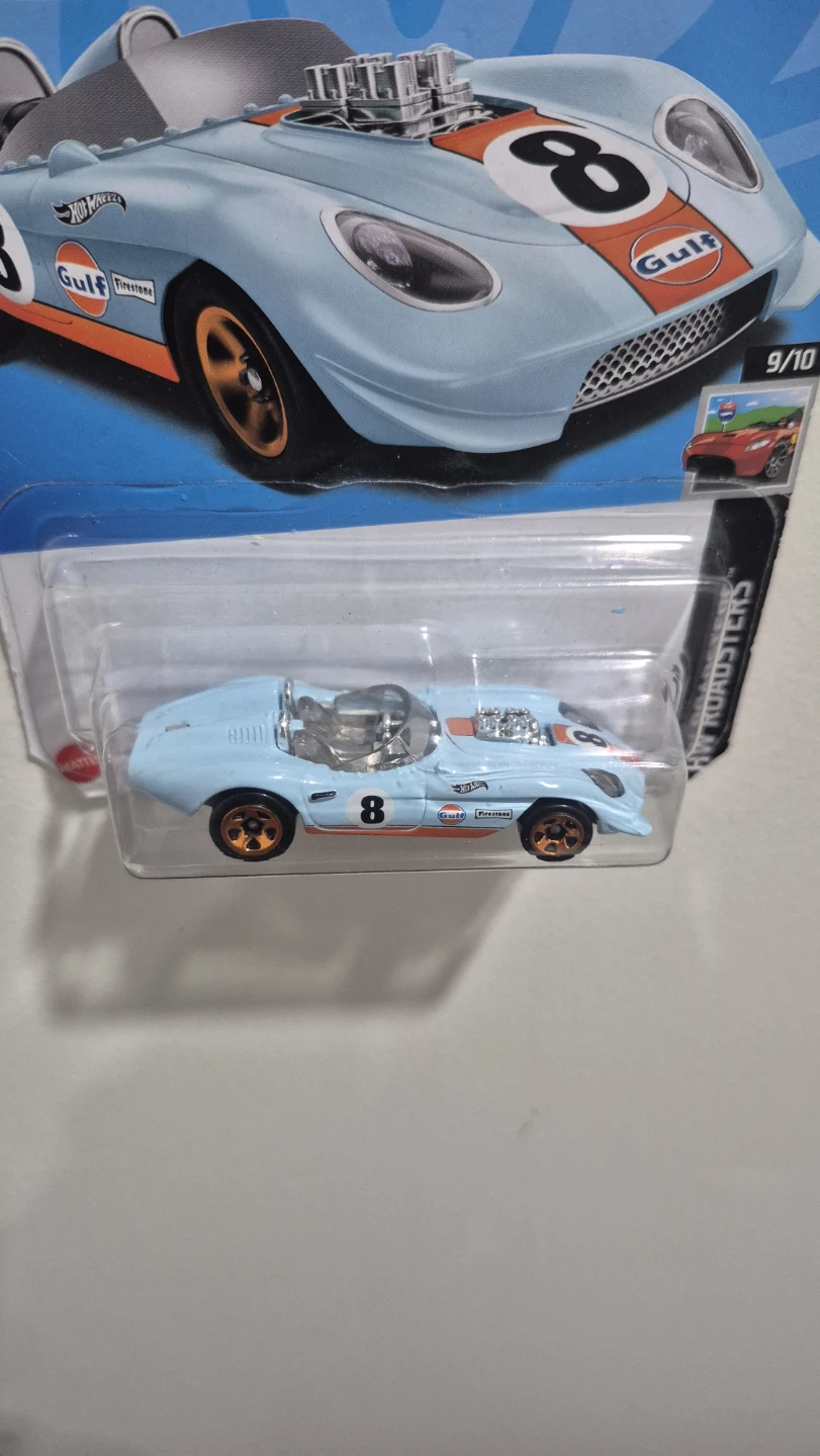 Hot Wheels HW Roadsters Gulf Livery #8 Diecast Car - photo 2