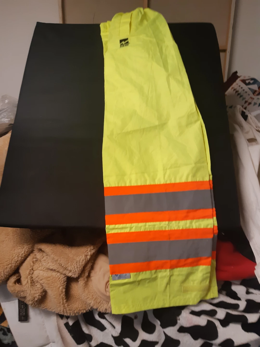 DECK ROAD Hi-Vis Rain Pants Size Medium - photo 2