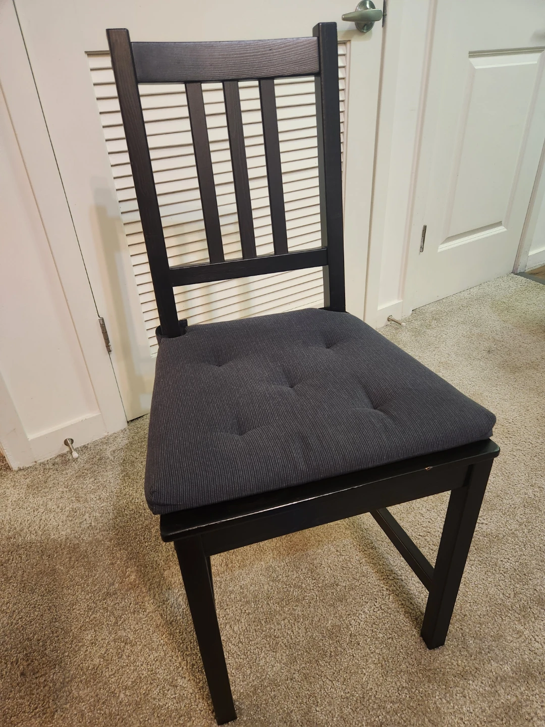 IKEA Extendable Dining Table with a bench and 4 chairs - photo 3