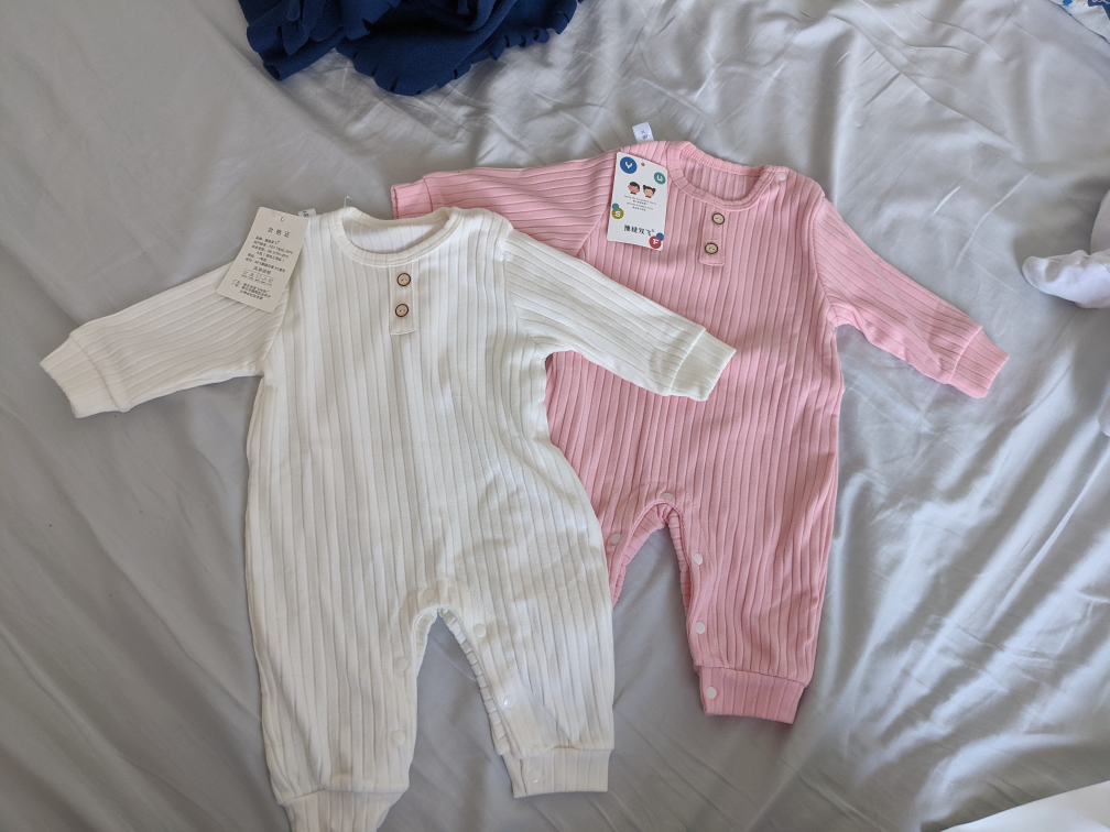 Baby girl's ribbed onesies - White and Pink
