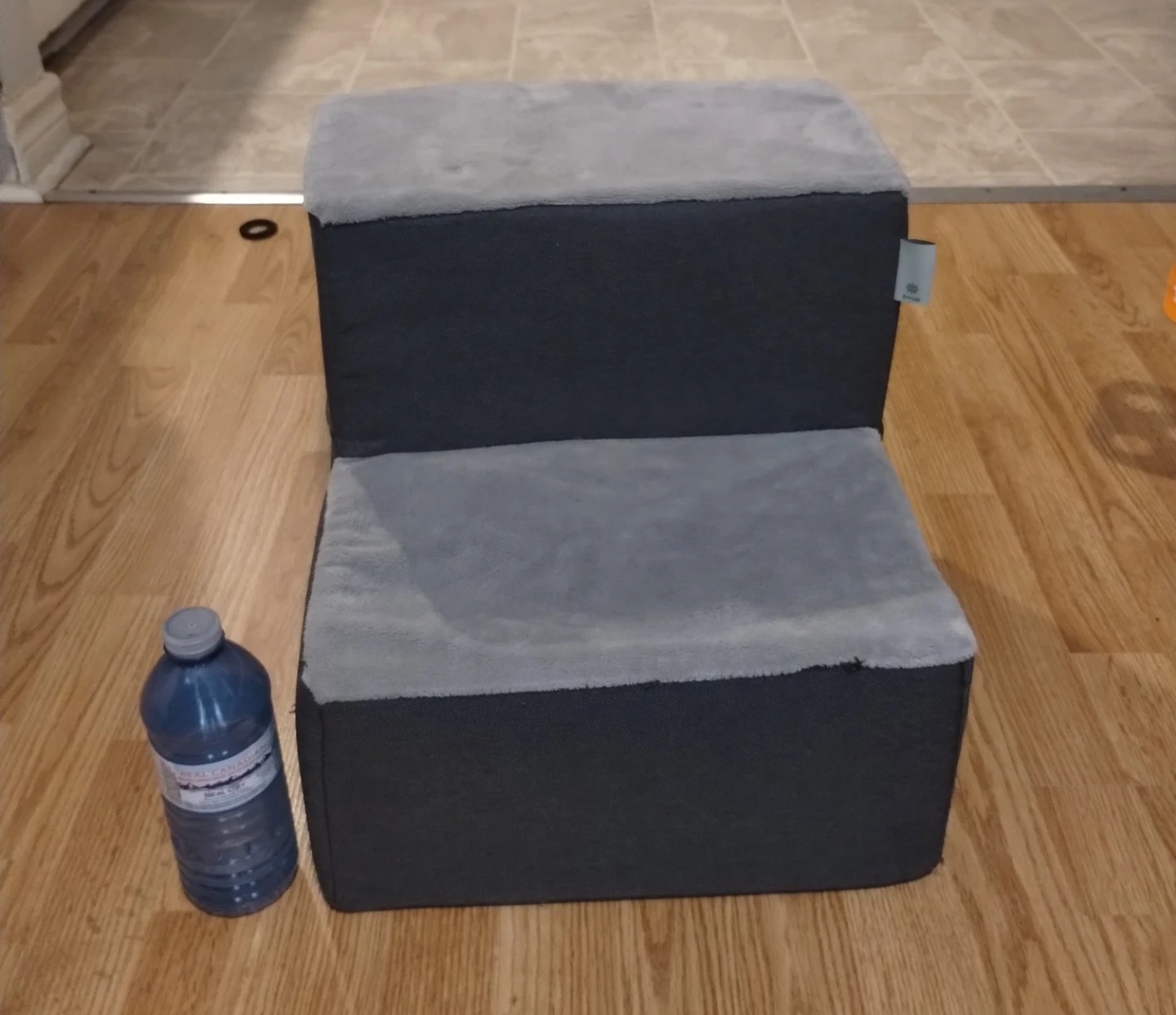 Zinus 2-Step Pet Stairs - photo 2