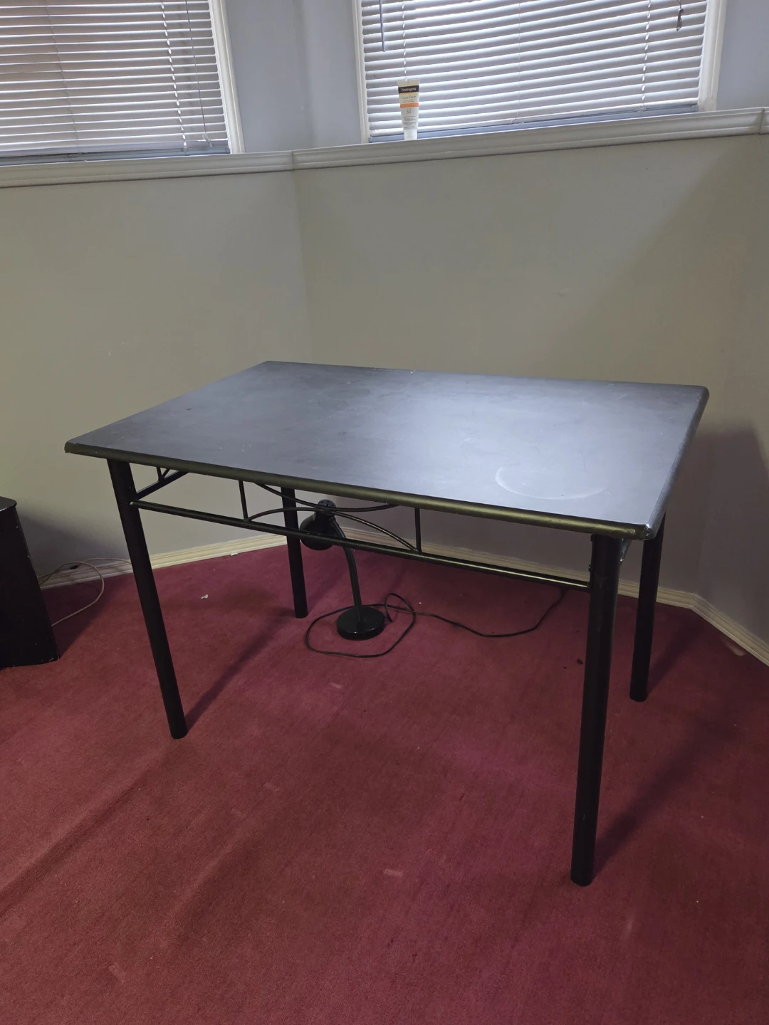 Black Metal and Wood Desk - photo 2