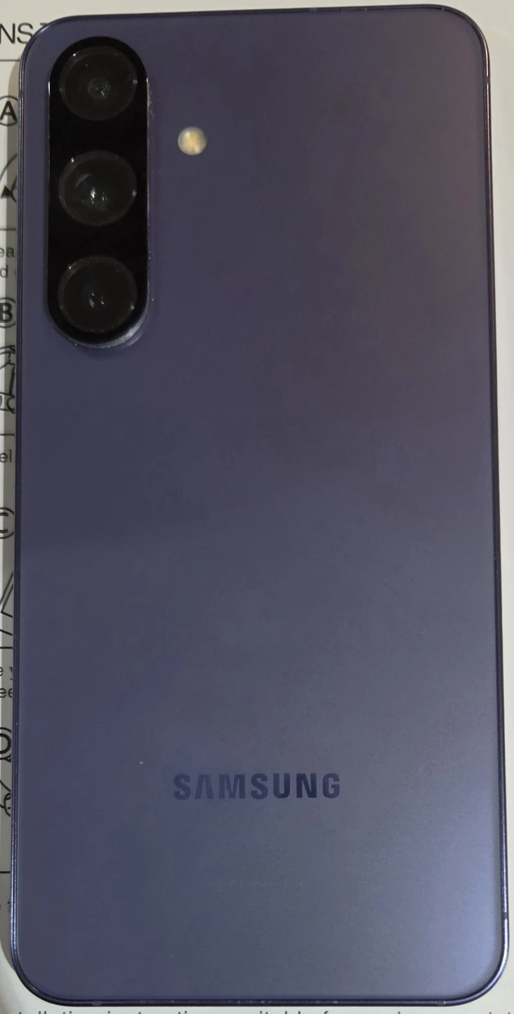 Samsung Galaxy Phone S24 with Screen Protector Kit - photo 3