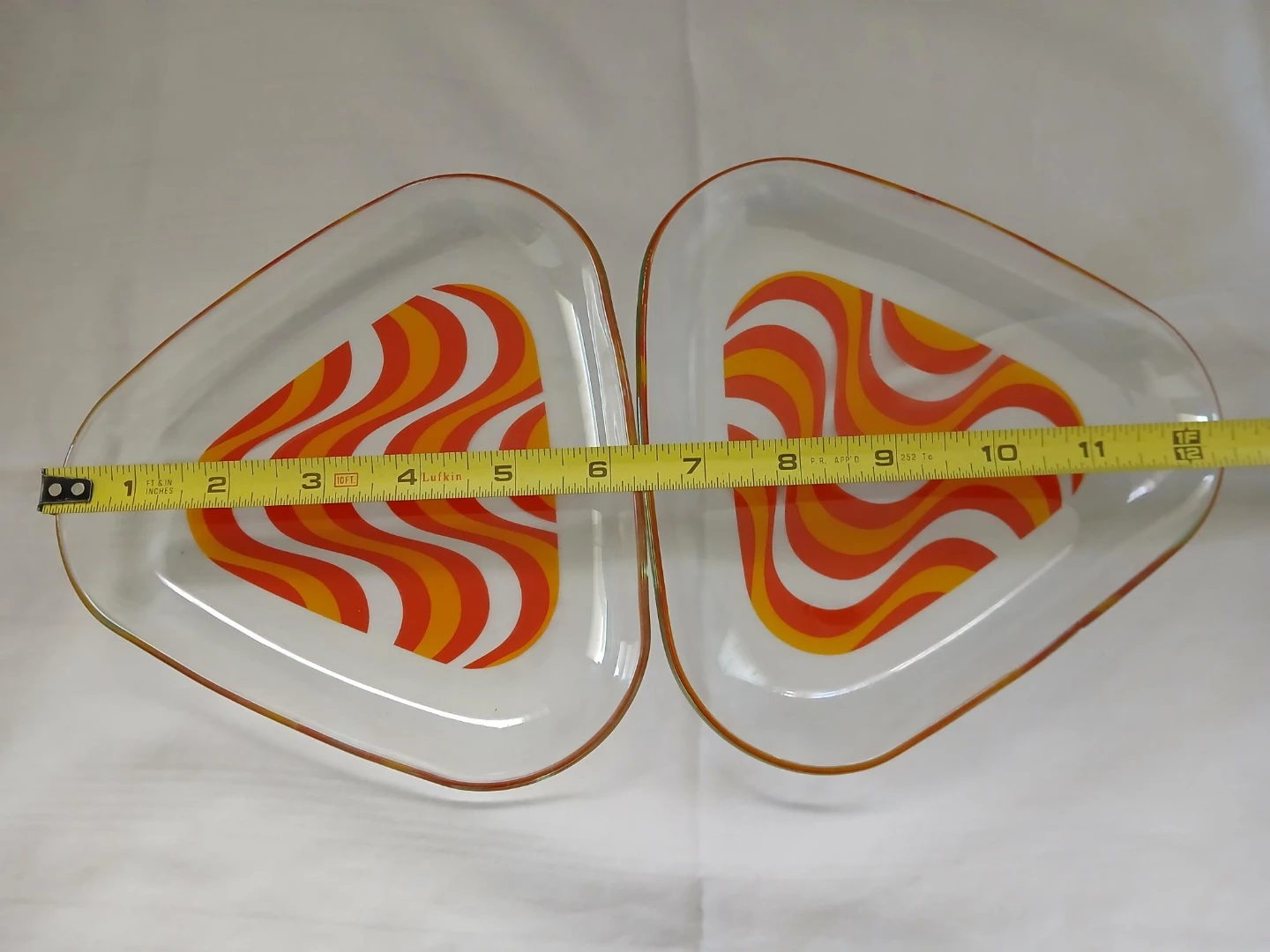 3 Glass Dishes - Leaf Embossed & Retro Swirls. Pick up only. - photo 4