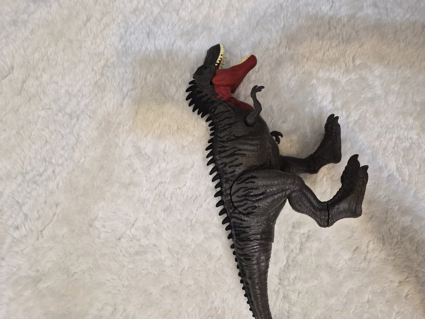 Lot of 4 Dinosaur Action Figures - photo 3