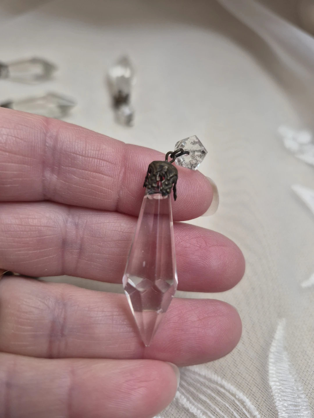 Lot of 16 Glass Hanging Crystals - photo 3
