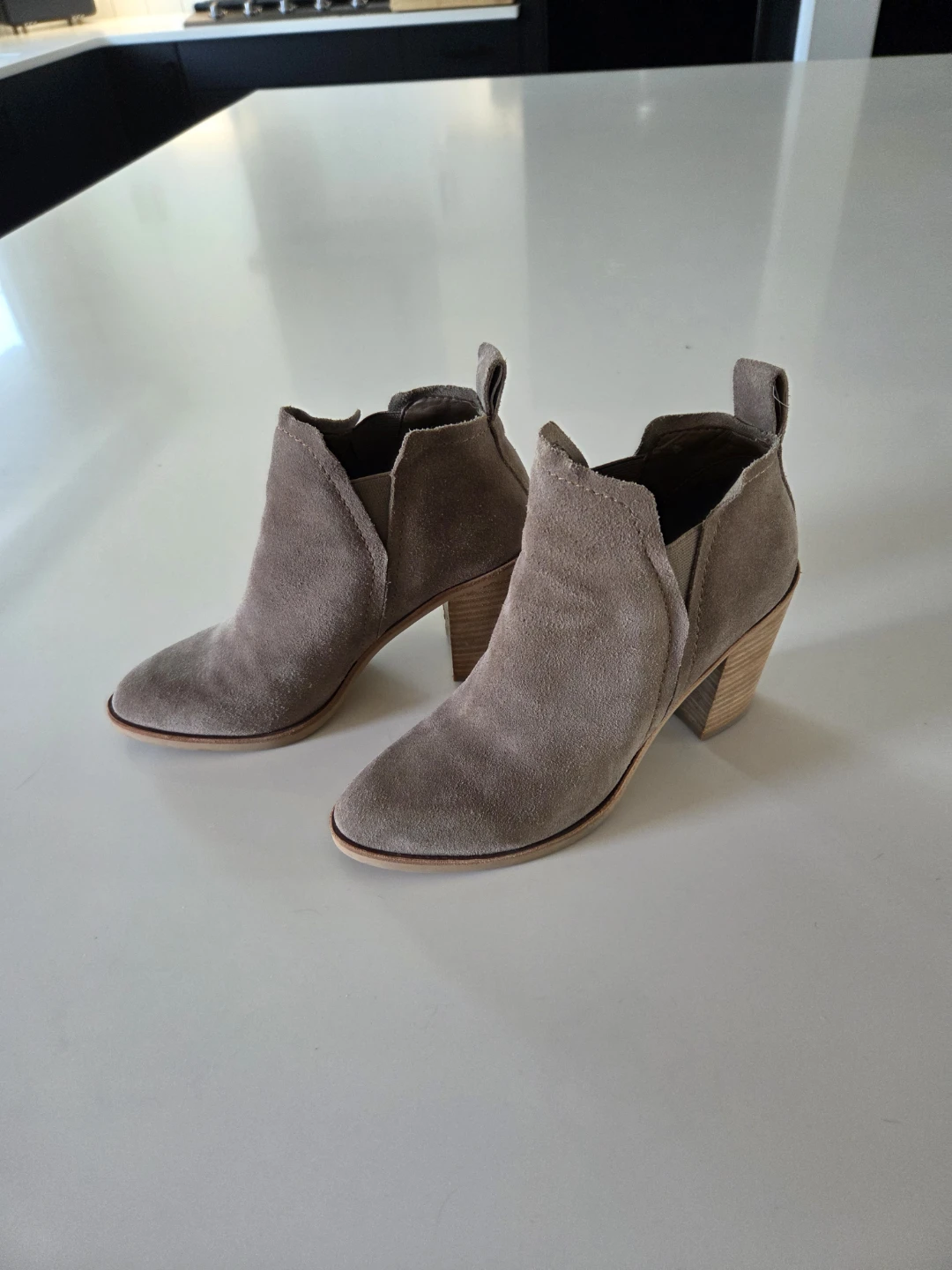 Suede Ankle Boots Size 7 - photo 2