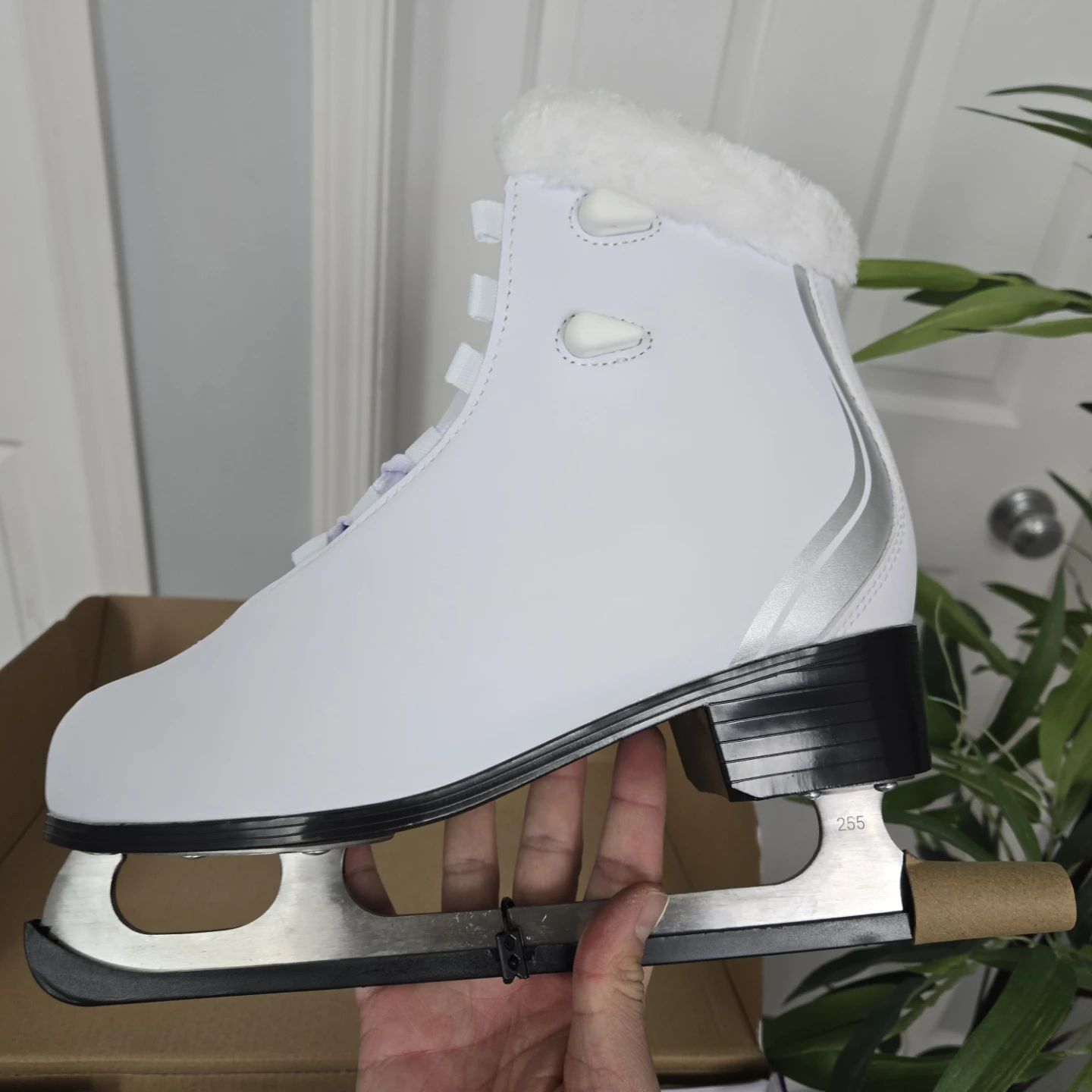 Adult figure skates sz 7 NEW - photo 5
