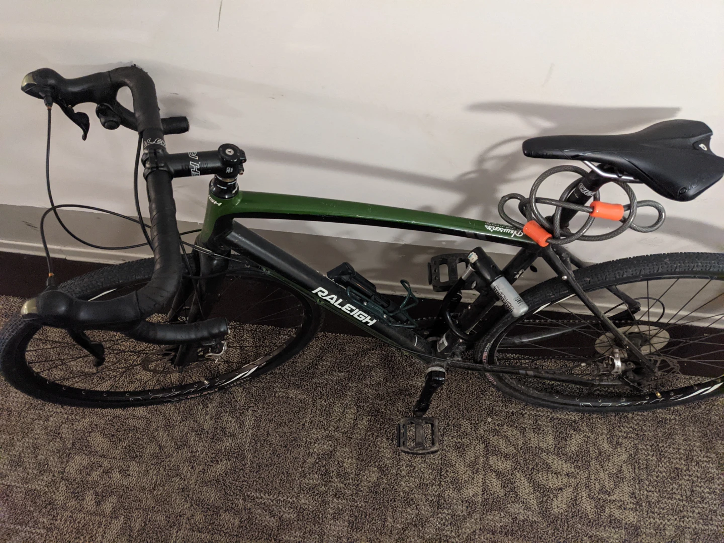 Raleigh Gravel Bike - photo 2